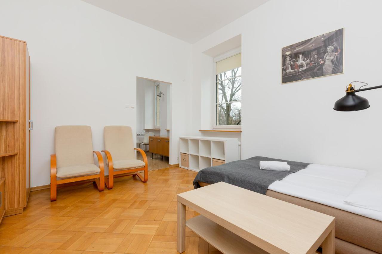 Downtown Studio Apartment By The Park By Noclegi Renters Warsaw Exterior photo